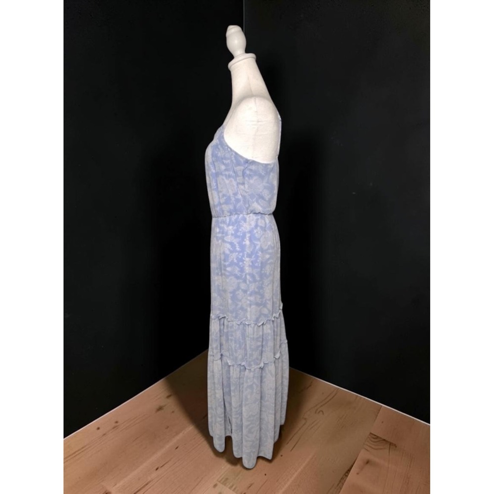 Altar'd State Women's Sleeveless Tiered Blue & White Floral Maxi Dress - Picture 2 of 7